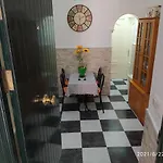 Tres Girasoles * קדיז