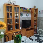 Tres Girasoles דירה *